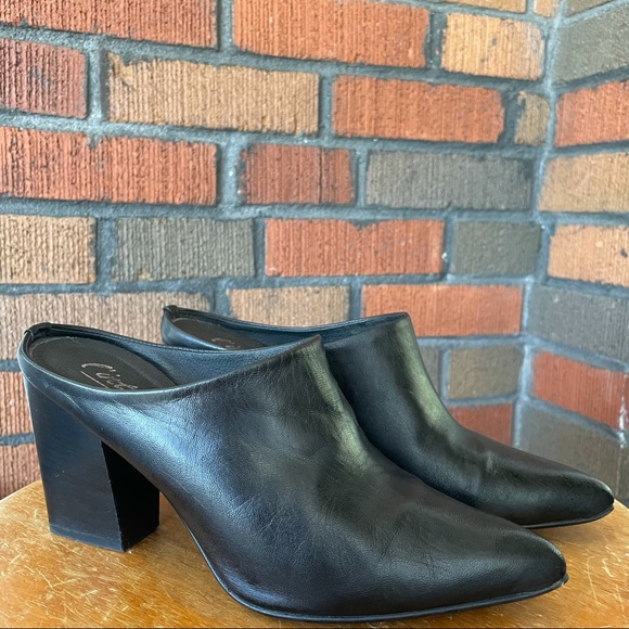 L’Intervalle Leather Mules - Picture 2 of 7